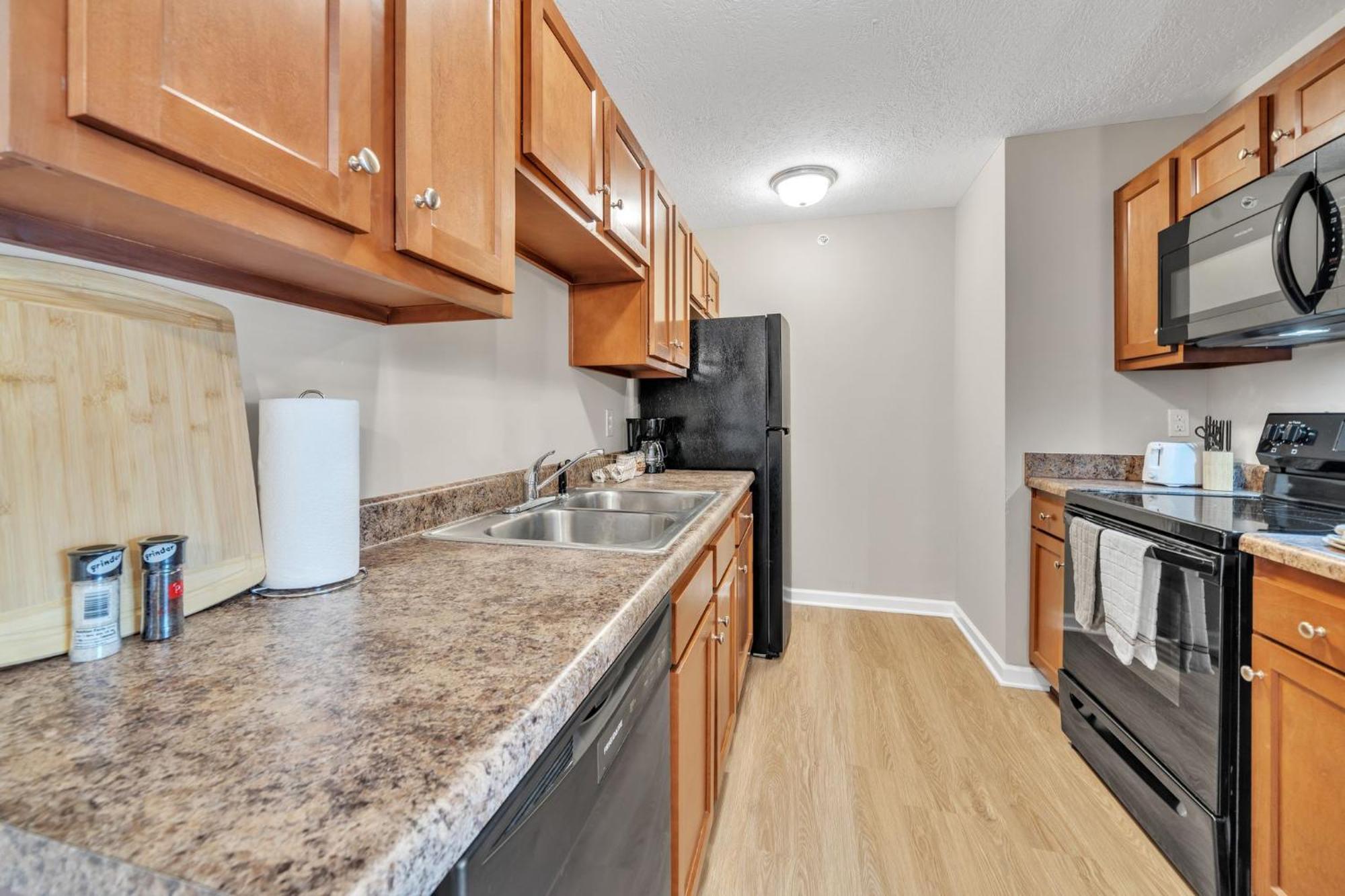 Stonecrest 701, 2Bd Apt I Free Parking I Pool New Albany Esterno foto