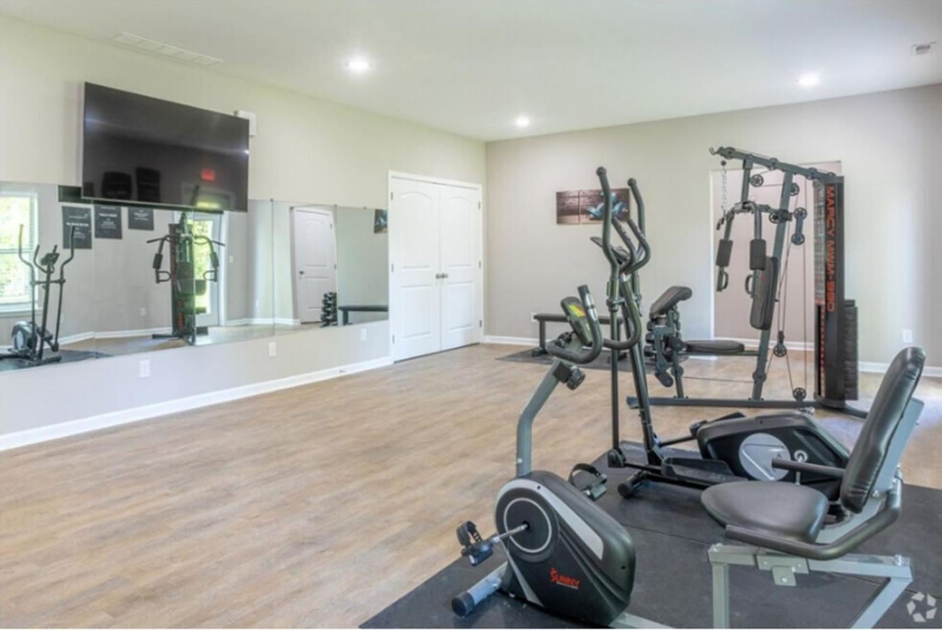 Stonecrest 701, 2Bd Apt I Free Parking I Pool New Albany Esterno foto